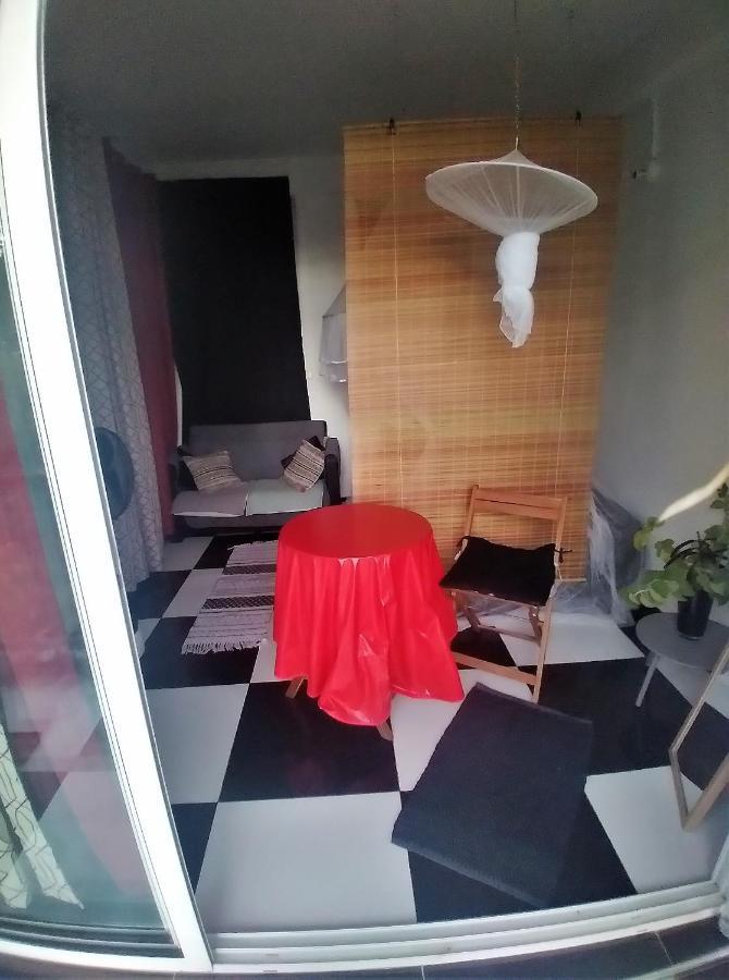 Chambre Avec Cuisine Et Sdb Semi-Privatives Separees Dans Un Ecrin De Verdure Les Abymes Εξωτερικό φωτογραφία